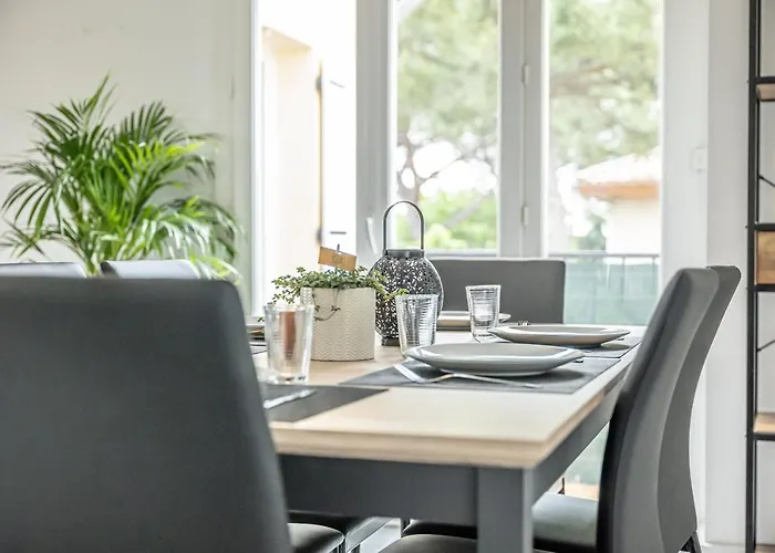 Cosyfamily 1er Etage Piscine -wifi- Neuf-famille -15min - Pros Servicesconciergerie Апартаменты Пероль