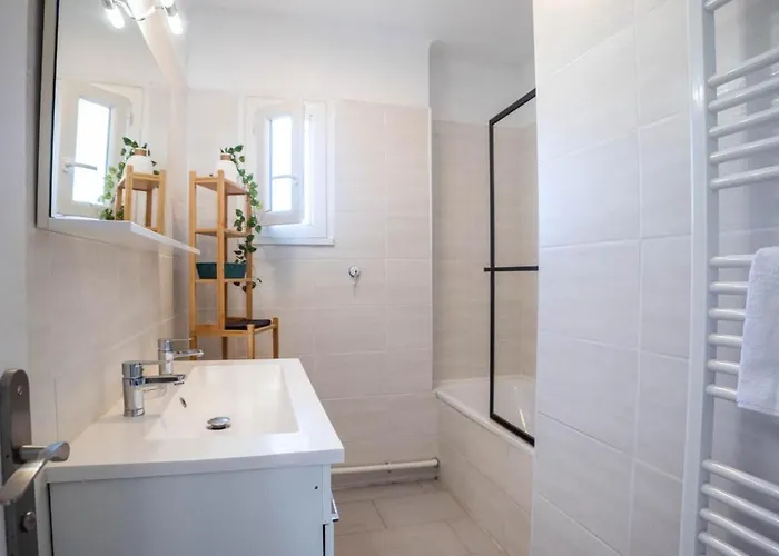 Cosyfamily 1er Etage Piscine -wifi- Neuf-famille -15min - Pros Servicesconciergerie Апартаменты Пероль