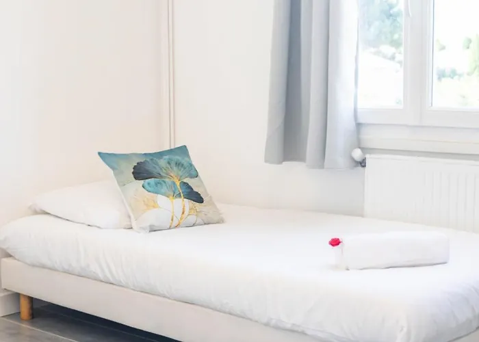 Cosyfamily 1er Etage Piscine -wifi- Neuf-famille -15min - Pros Servicesconciergerie Апартаменты
