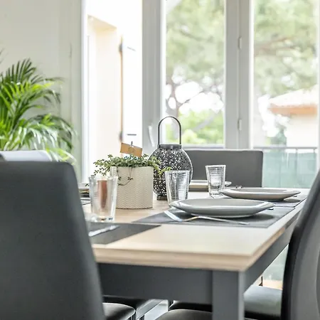 Cosyfamily 1er Etage Piscine -wifi- Neuf-famille -15min - Pros Servicesconciergerie Apartmán Pérols