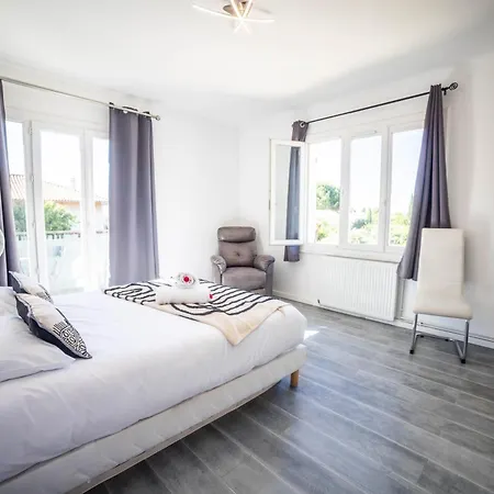 Cosyfamily 1er Etage Piscine -wifi- Neuf-famille -15min - Pros Servicesconciergerie Apartment *