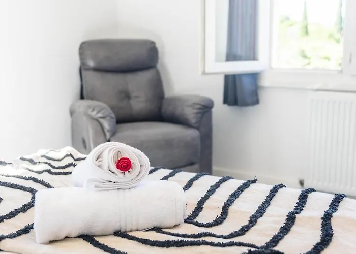 Apartmán Cosyfamily 1er Etage Piscine -wifi- Neuf-famille -15min - Pros Servicesconciergerie